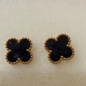 Chic Stainless steel Black and Gold Clover Women’s Stud Earrings